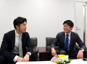 インタビュー